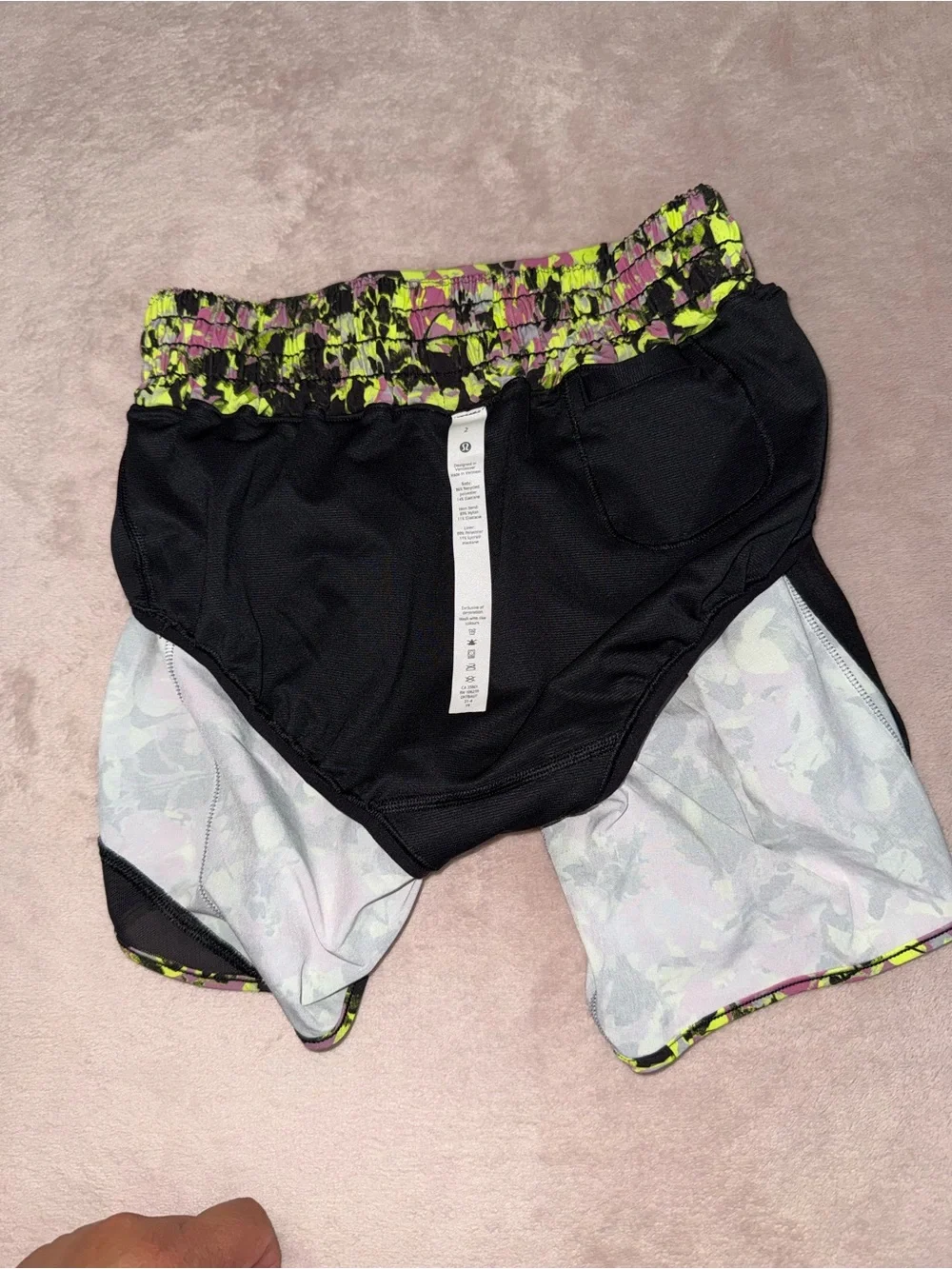 Lululemon multicolor short size 2